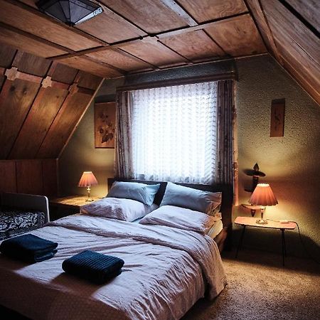 Guesthouse With 3 Apartments, Just Outside Berlin, Near To Tesla Burig Eksteriør bilde