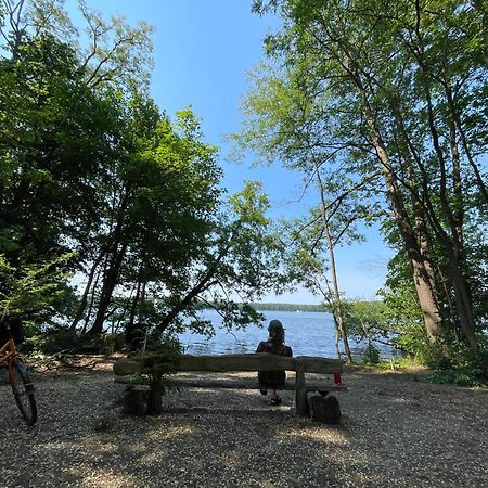 Guesthouse With 3 Apartments, Just Outside Berlin, Near To Tesla Burig Eksteriør bilde