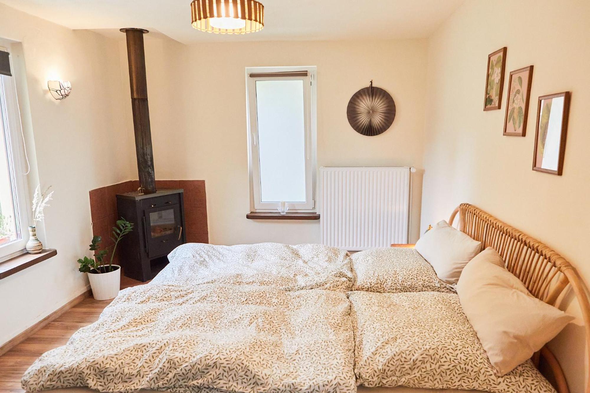 Guesthouse With 3 Apartments, Just Outside Berlin, Near To Tesla Burig Eksteriør bilde