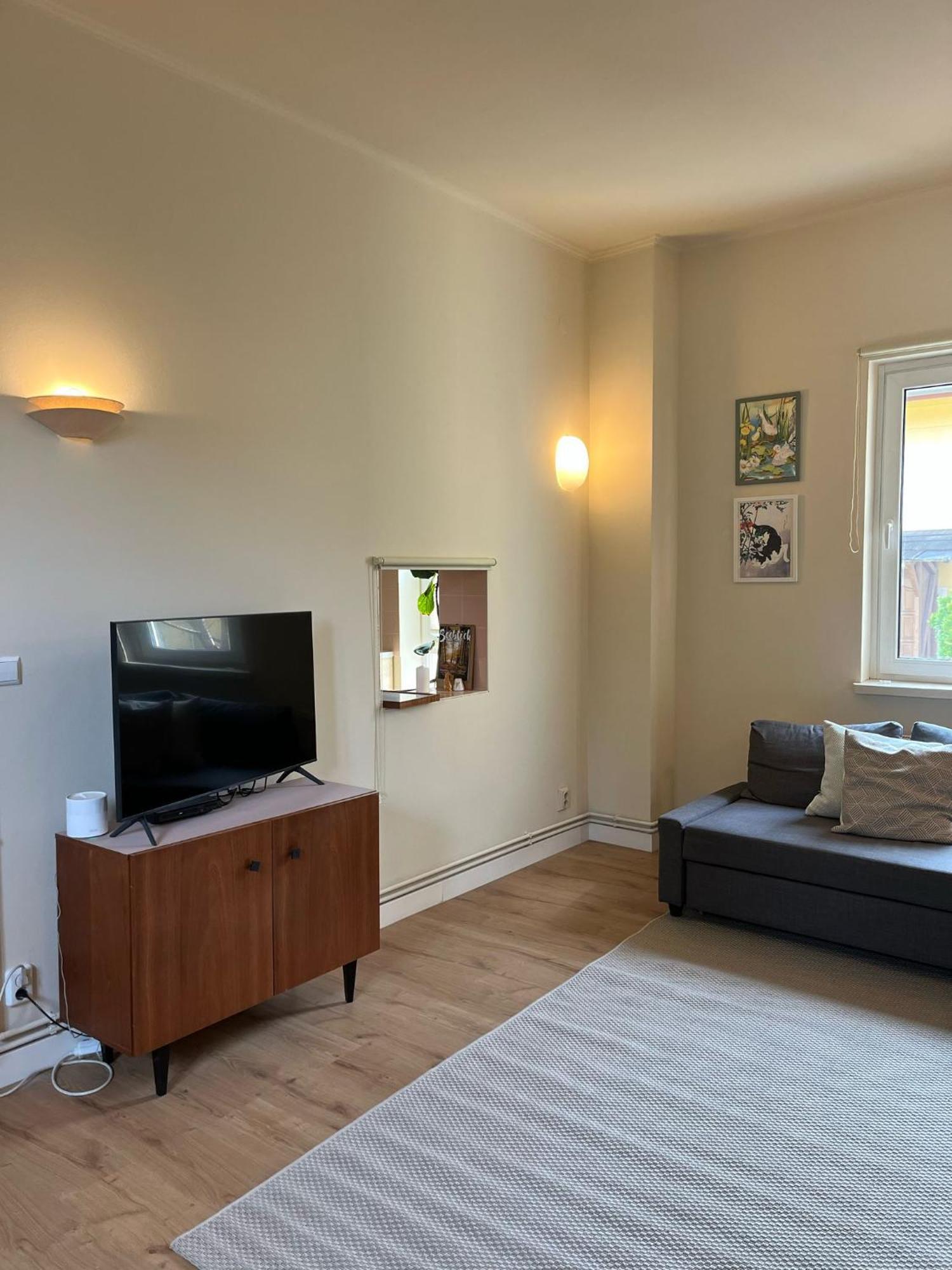 Guesthouse With 3 Apartments, Just Outside Berlin, Near To Tesla Burig Eksteriør bilde